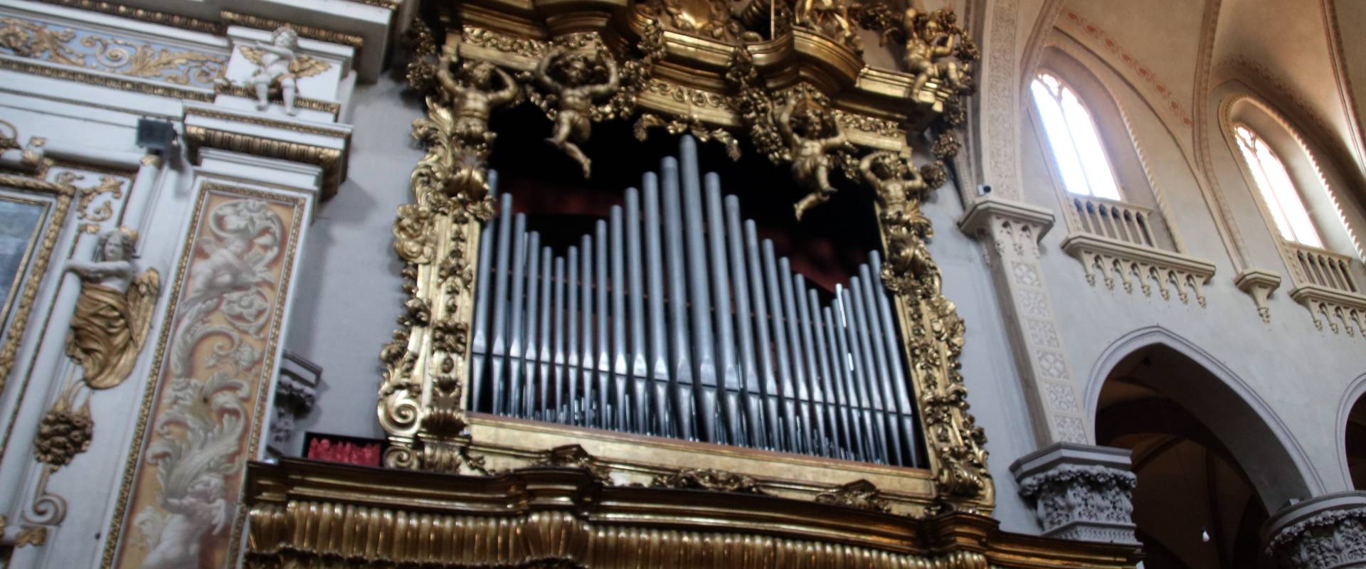 Basilica di Sant'Antonino (Piacenza), organo 01 foto di Mongolo1984
